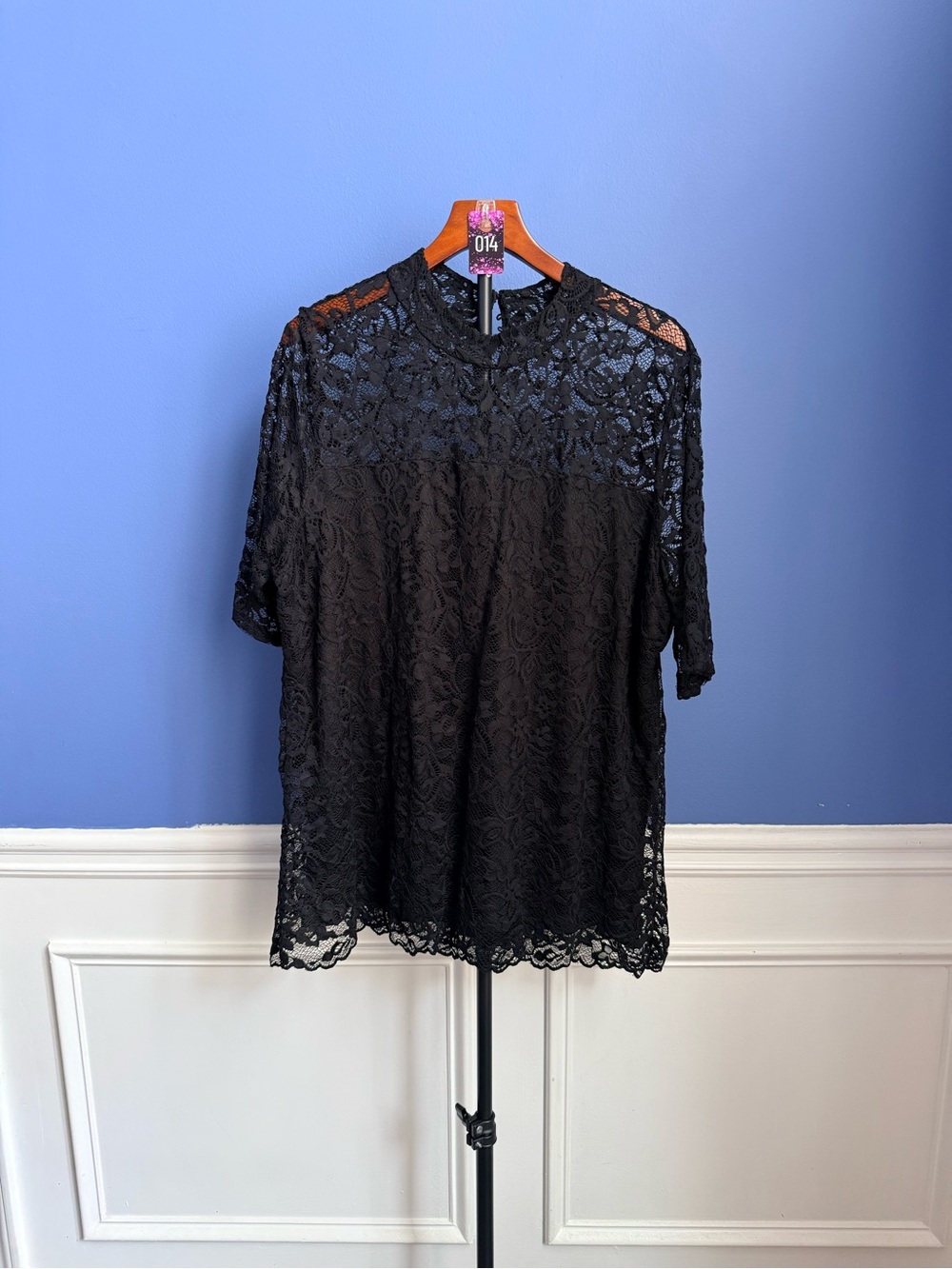Black Lace 3/4 Sleeve Women's Top